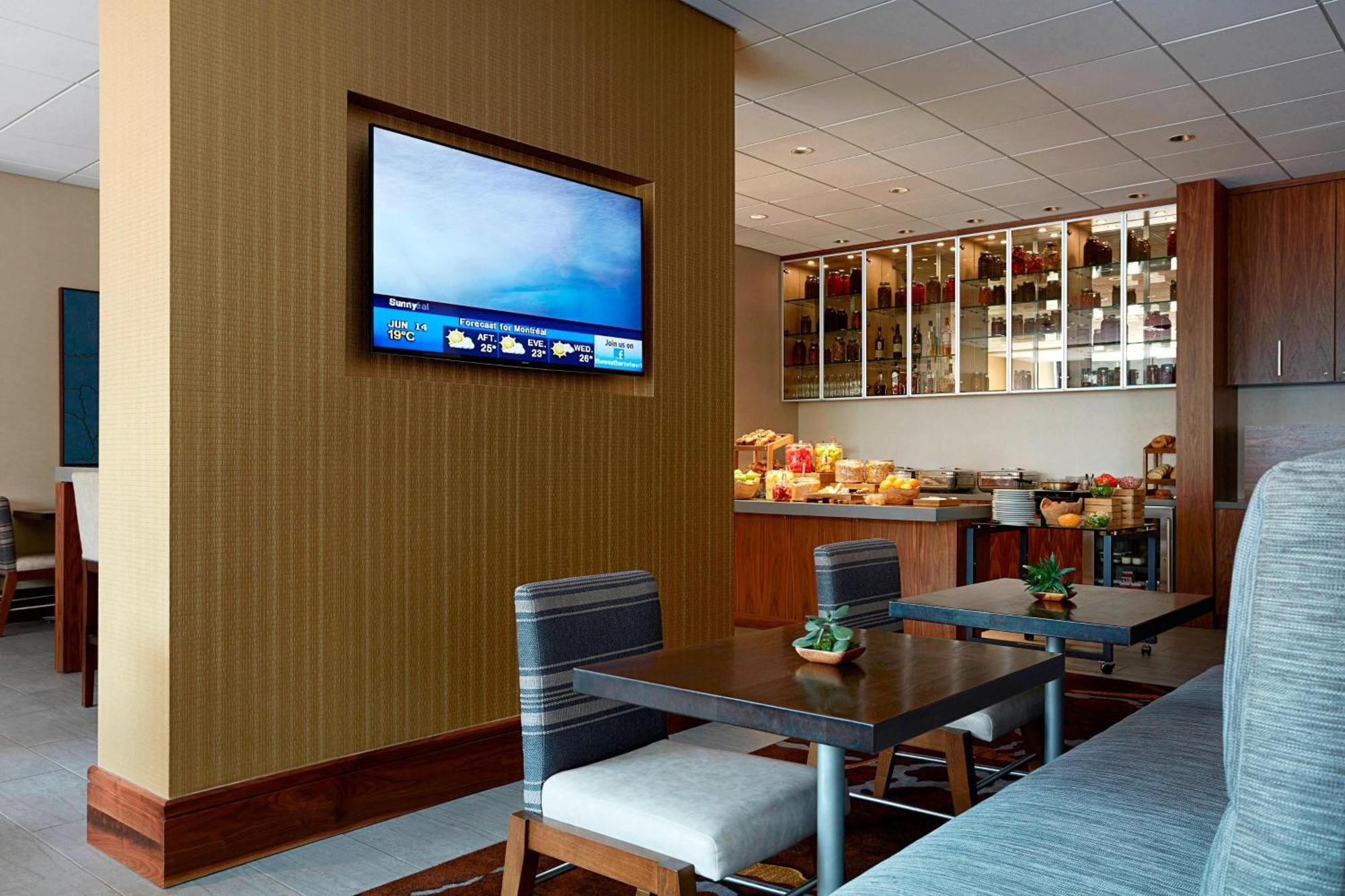 Calgary Marriott Downtown Hotel Bagian luar foto